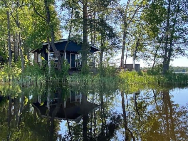 Дома для отпуска Private Island at Downtown Jyväskylä Йювяскюля-8